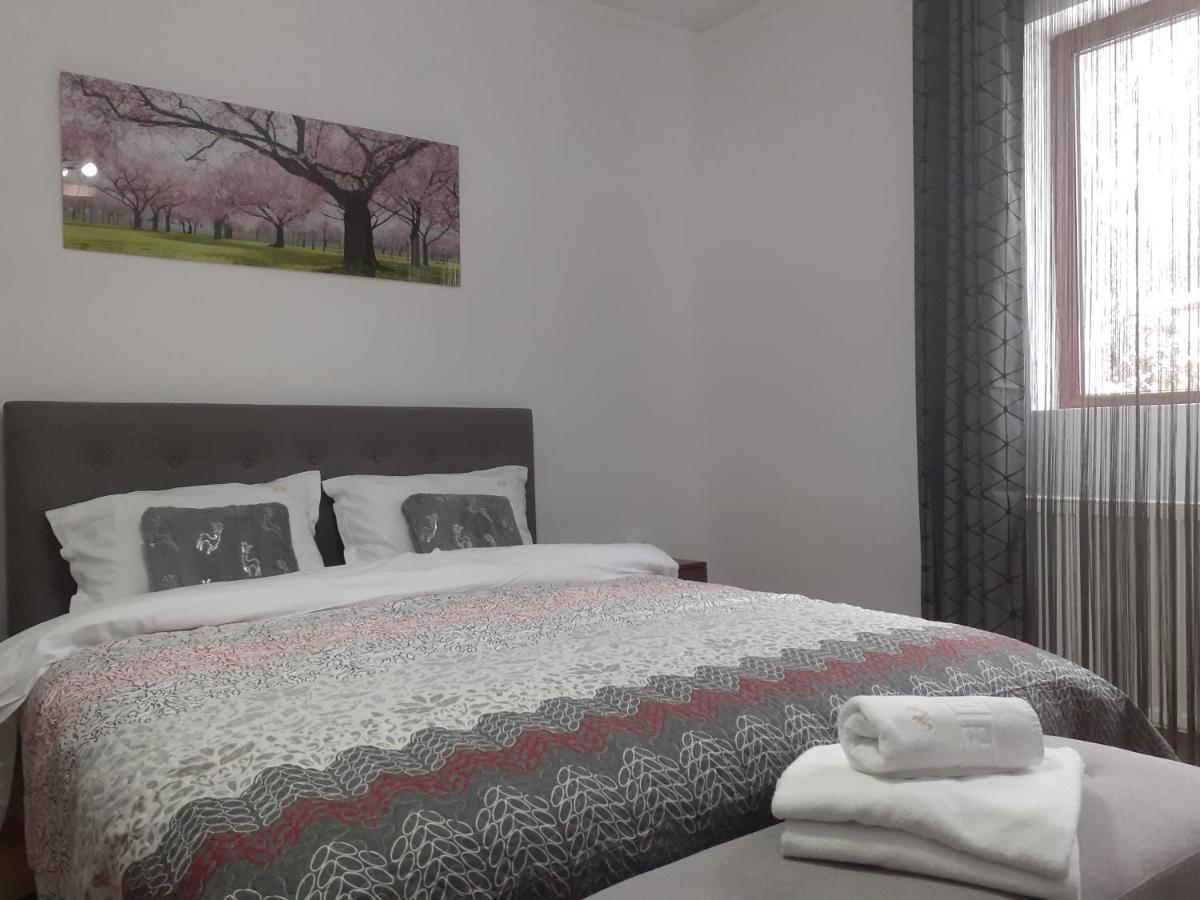 Apartament R-House Braszów Zewnętrze zdjęcie